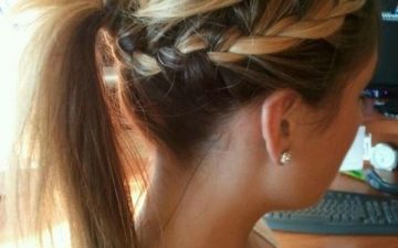Step by step hairstyle instructions