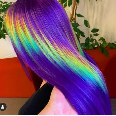 Holographic hair from from the side