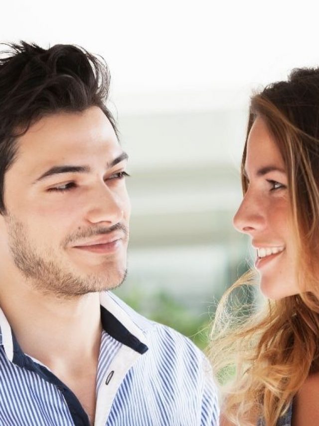 How to Flirt With a Guy: 27 Flirting Tips for Girls
