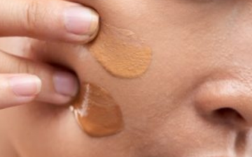 HOW TO PICK AND USE THE RIGHT FOUNDATION FOR YOUR SKIN poster