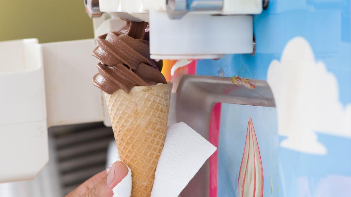 Ice cream machine