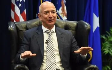 Jeff Bezos Asked an Amazon Candidate Two Questions, Then Hired Her on the Spot as One of His Assistants