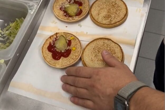 Mcdonald’s cheeseburger viral prep video tiktok